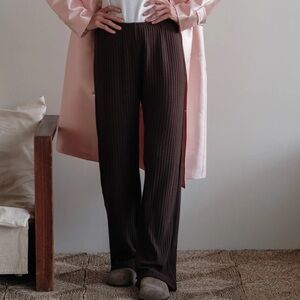 DONNI. SWEATER RIB SIMPLE PANT SIZE SMALL - espresso☕️